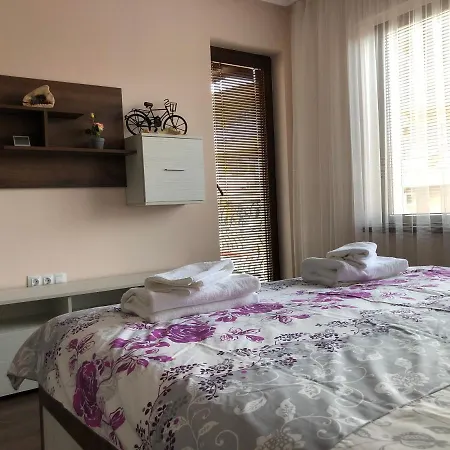Purple Rose Valencia Gardens Appartement